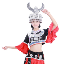 Yong Zhi 56 national costume