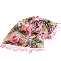 Leonna scarf shop